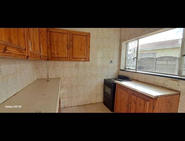 3 BEDROOM HOUSE FOR SALE IN WITPOORTJIE